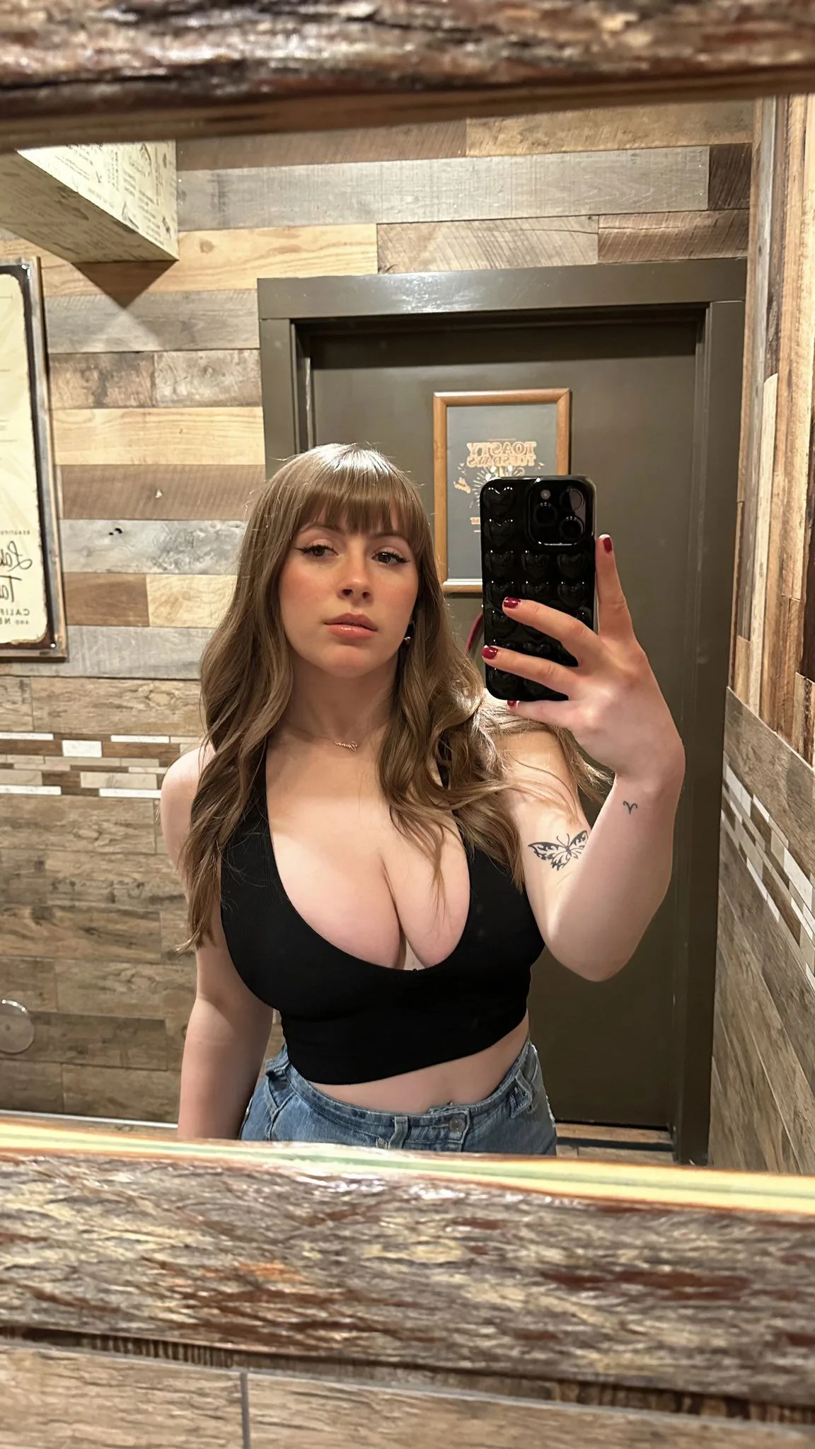 Mia escort 